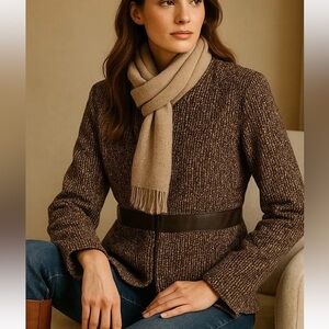 Spenser Jeremy Brown and White Tweed Blazer Jkt with leather waist band. Small